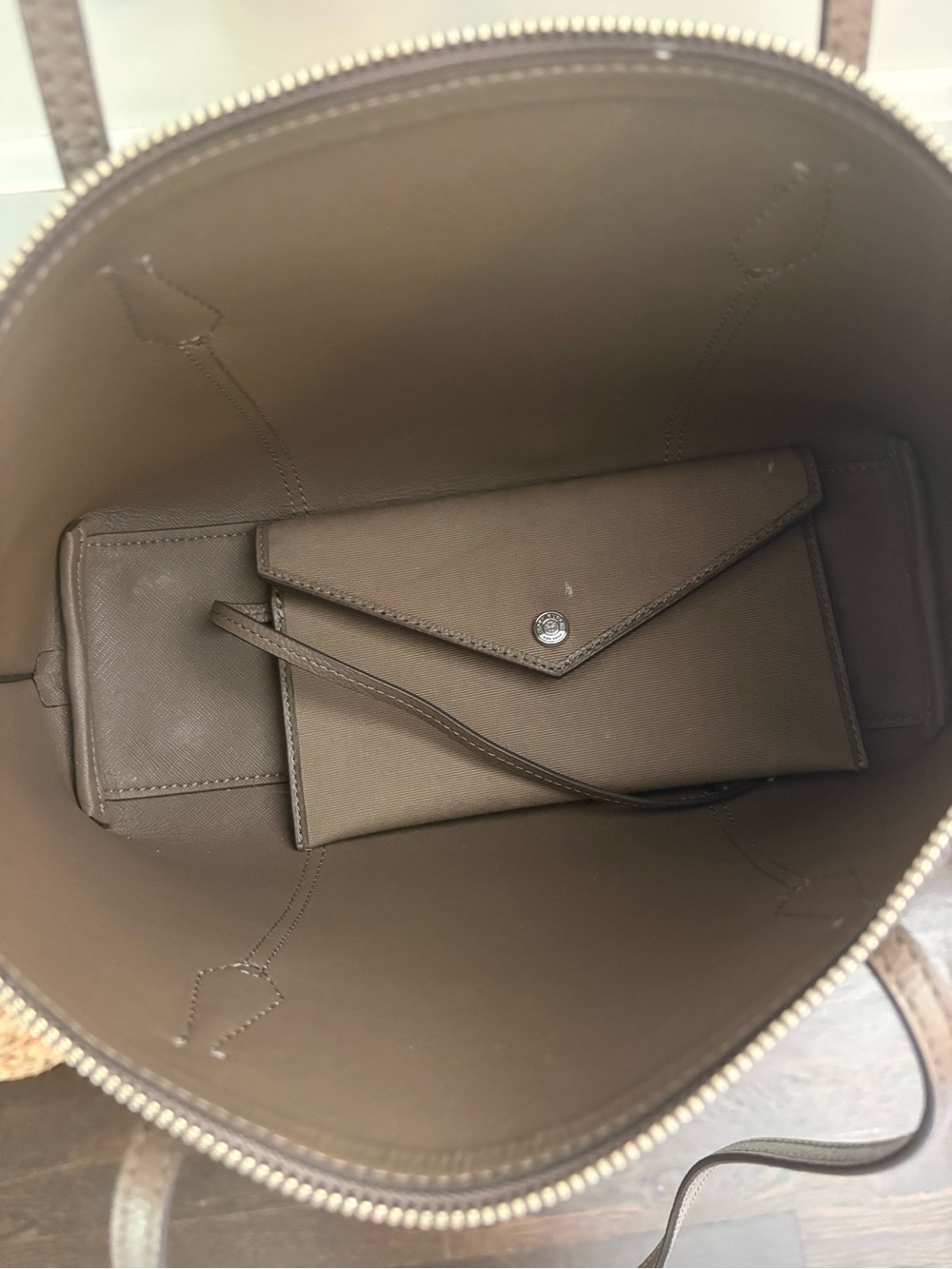 Tory Burch Perry Small Tote Wild Mushroom - Picture 7 of 8